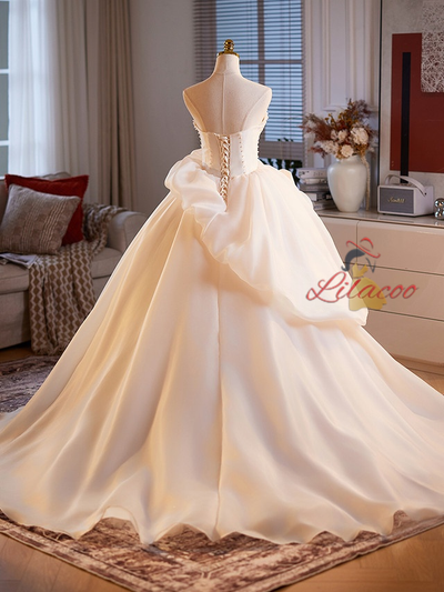 Champagne Tulle Strapless Flower Bow Wedding Dress