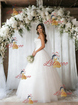 White Tulle Strapless Wedding Dress