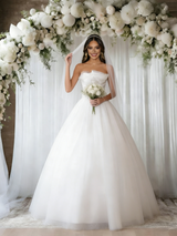 White Tulle Strapless Wedding Dress