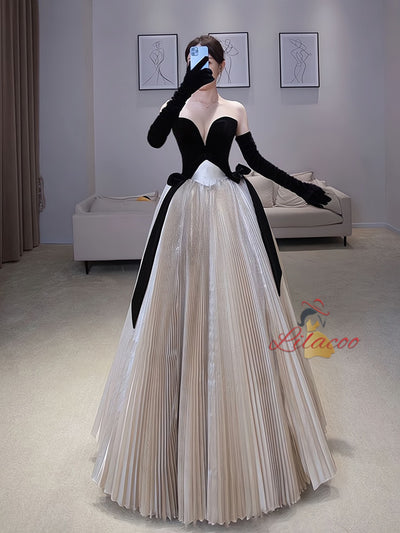 Pleats Strapless Black Velvet Prom Dress