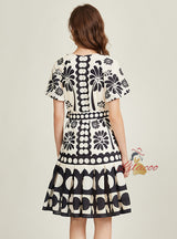 Round Neck Short Sleeve Contrast Printed Dress