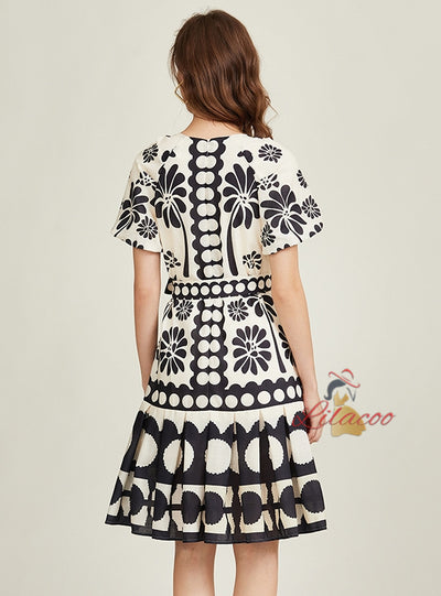 Round Neck Short Sleeve Contrast Printed Dress