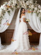 White Tulle Spaghetti Straps Tiers Wedding Dress