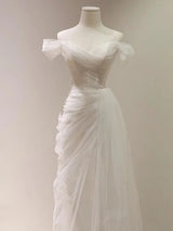 Simple White Tulle Off the Shoulder Pleats Wedding Dress