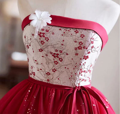 Burgundy Tulle Sequins Strapless Homecoming Dress