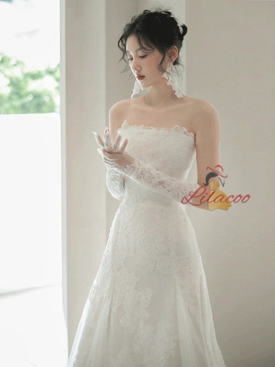 Sexy White Tulle Lace Strapless Wedding Dress