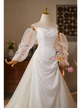 White Strapless Pleats Wedding Dress
