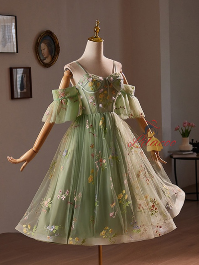 Green Tulle Embroidery Straps Homecoming Dress