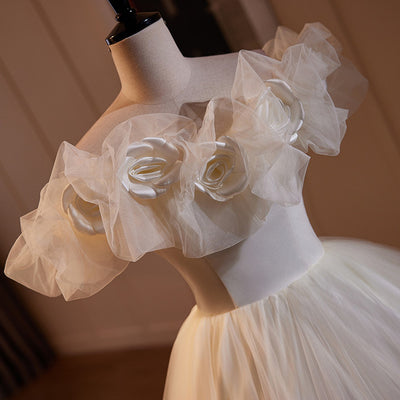 White Tulle 3D Flower Wedding Dress