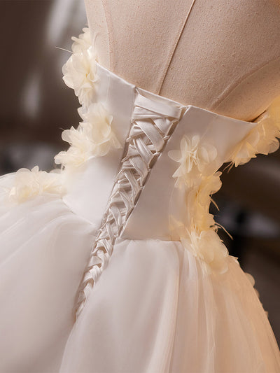 White Tulle Strapless 3D Flower Wedding Dress