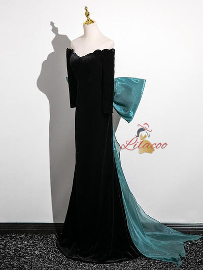 Black Mermaid Velvet Long Sleeve Prom Dress