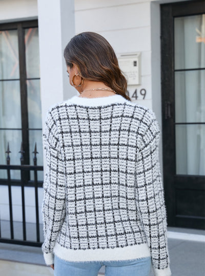 Spliced Round Neck Knitted Plush Top