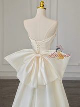 Ivory White Satin Strapless Pleats Wedding Dress
