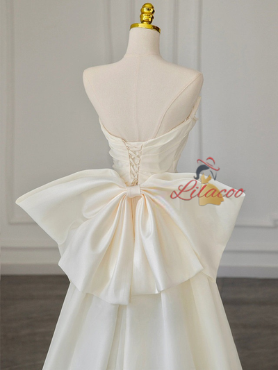 Ivory White Satin Strapless Pleats Wedding Dress