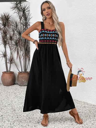 Sleeveless Suspender Flower Embroidery Stitching Dress