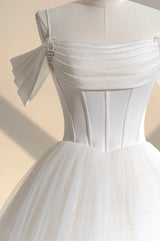 White Tulle Spaghetti Straps Beading Wedding Dress