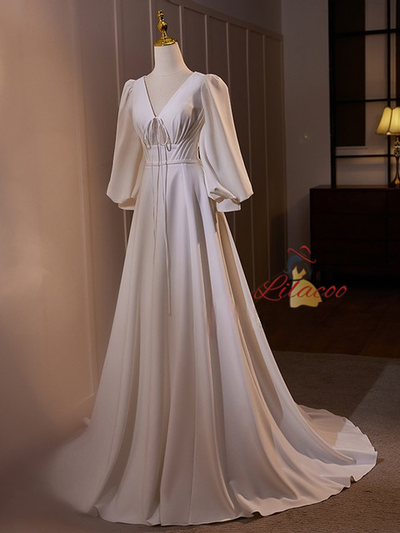 White V-neck Puff Sleeve Pleats Wedding Dress