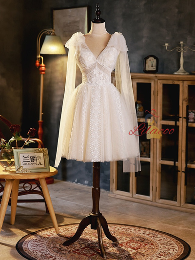 White Tulle Lace V-neck Homecoming Dress