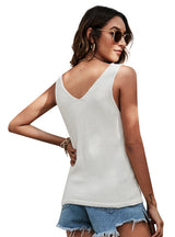 Sleeveless V-neck Top Sweater