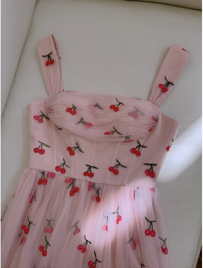 Pink Tulle Embroidered Slim Gauze Dress
