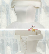 White 3D Appliques Wedding Dress With Train