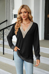V-neck Contrast Split Loose Long Sleeve T-shirt