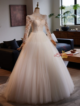 White Long Sleeve Tulle Lace Wedding Dress