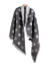 Polk Bevel Scarf Padded Shawl