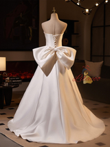 White Satin Strapless Appliques Wedding Dress