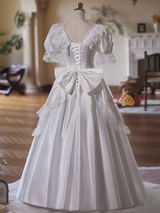 White Satin V-neck Lace Bow Wedding Dress