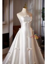 White Satin Strapless Bow Wedding Dress