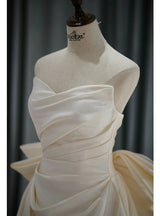 Ivory Satin Strapless Pleats Wedding Dress