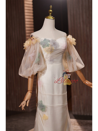 Light Champagne Puff Sleeve Flower Wedding Dress