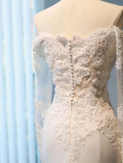 White Mermaid Long Sleeve Appliques Wedding Dress