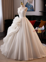 Fashion White Strapless 3D Flower Wedding Dress