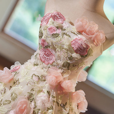 White Tulle 3D Embroidery Appliques Wedding Dress