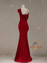 Burgundy Mermaid Straps Pleats Prom Dress