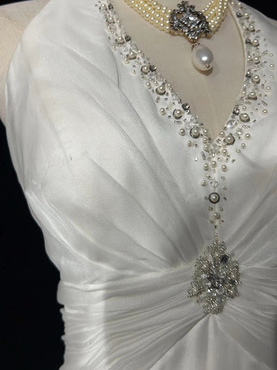 White Chiffon V-neck Beading Wedding Dress