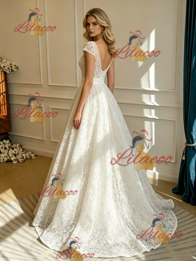 White V-neck Lace Wedding Dress
