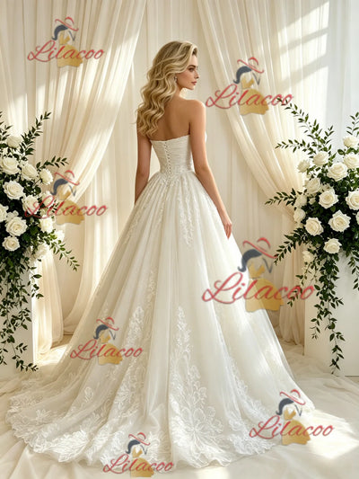 Beige White Tulle Appliques Strapless Wedding Dress