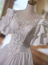 White Satin Tiers Appliques Beading Wedding Dress