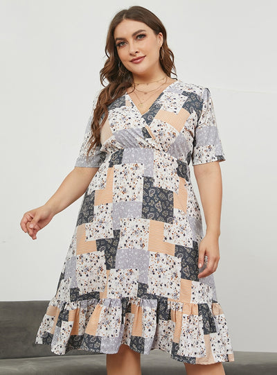 V-neck Slim Short-sleeved Dress