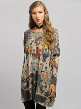 Large Size Printed Bat Sleeve Sweater