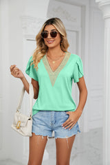 V-neck Short Sleeve Solid Color T-shirt