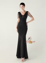 Mermaid V-neck Appliques Beading Prom Dress