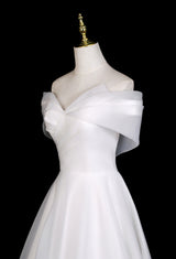 White Tulle Off the Shoulder Wedding Dress