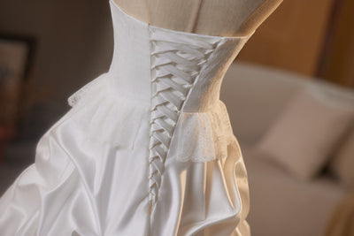 White Satin Lace Strapless Flower Wedding Dress