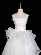 White Tulle Strapless Pleats Wedding Dress