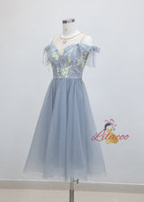 Gray Tulle Lace Pearls Prom Dress