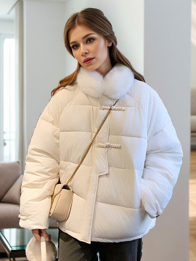 Short Coat Buckle and Large Fur Collar Down Coat